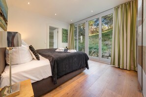 3 Schlafzimmer, Schreibtisch, WLAN, Bettwäsche