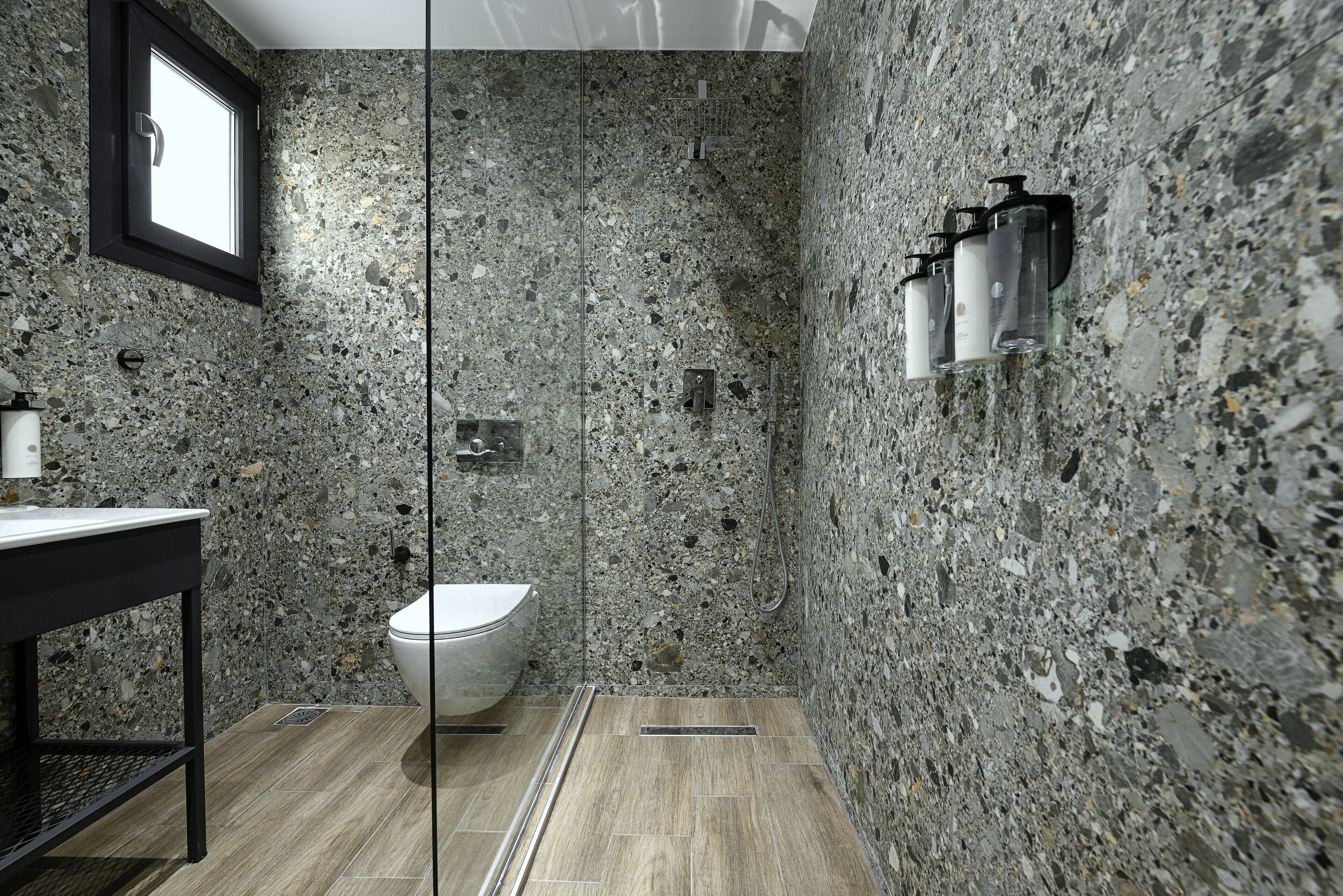 superior comfort room (white tower view) | bathroom | shower, rainfall showerhead, free toiletries, hair dryer