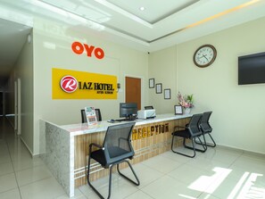 Lobby - OYO 89839 Riaz Hotel (Malacca City)