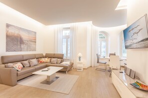 Flachbildfernseher