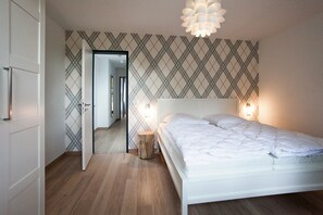 2 soveværelser, skrivebord, Wi-Fi