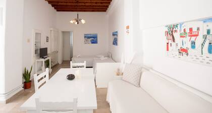 Sea View Apartment in the heart of Mykonos Town