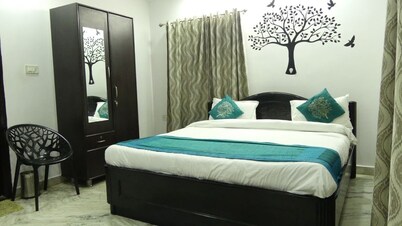 Film nagar Home stay