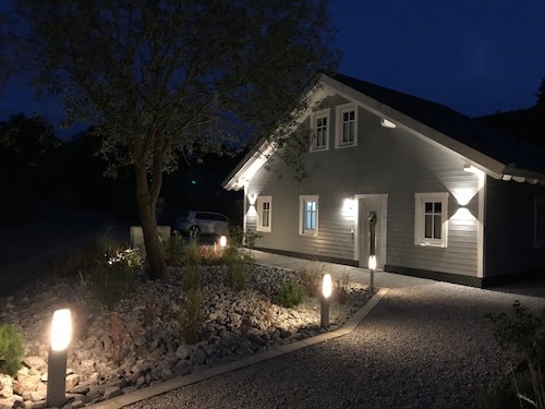 Ferienhaus Lee&Luv mit Fass-Sauna, free W-LAN