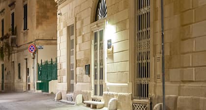 Il Garbino Suite and Apartment