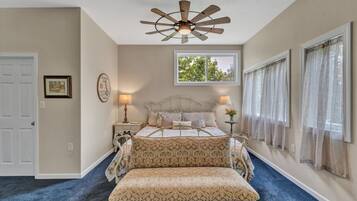 4 bedrooms, iron/ironing board, free WiFi, bed sheets