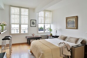 1 室のベッドルーム、セーフティボックス (室内)、アイロン / アイロン台、旅行��用ベビーベッド