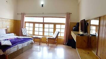 Habitación Deluxe | Escritorio, insonorización y wifi gratis