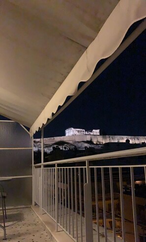 Apartment | Terrace/patio - Acropolis View Charming Loft (Athens)