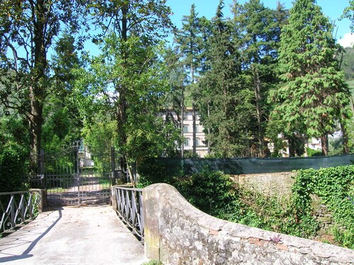 Spacious & Bright in Lucca Country Villa 