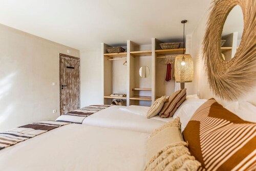 SEA´YA Family Surf Houses - Playa y paraíso montañoso