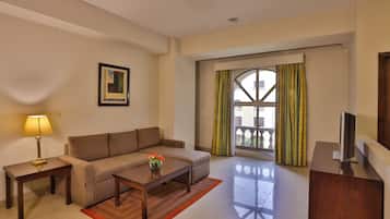 Executive Suite | Living area