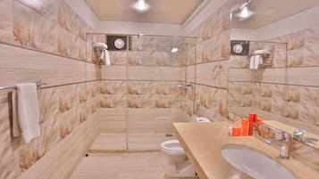 Chambre Double Deluxe | Salle de bain