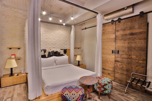 Avari Xpress Islamabad