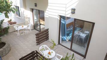 Apartment, 2 Bedrooms | Terrace/patio