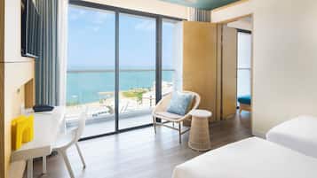 Habitación Deluxe, 2 habitaciones, habitaciones conectadas | Vista a la playa o el mar