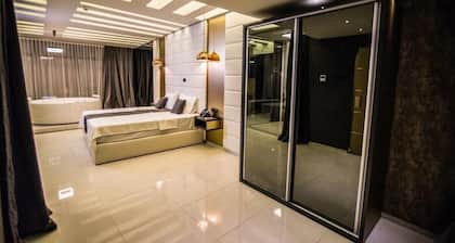 Hotel International Palace