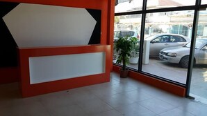 Unclassified image, 5 of 8, button - Oriental Suites (Georgetown)