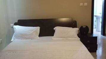 3 bedrooms, free WiFi, bed sheets