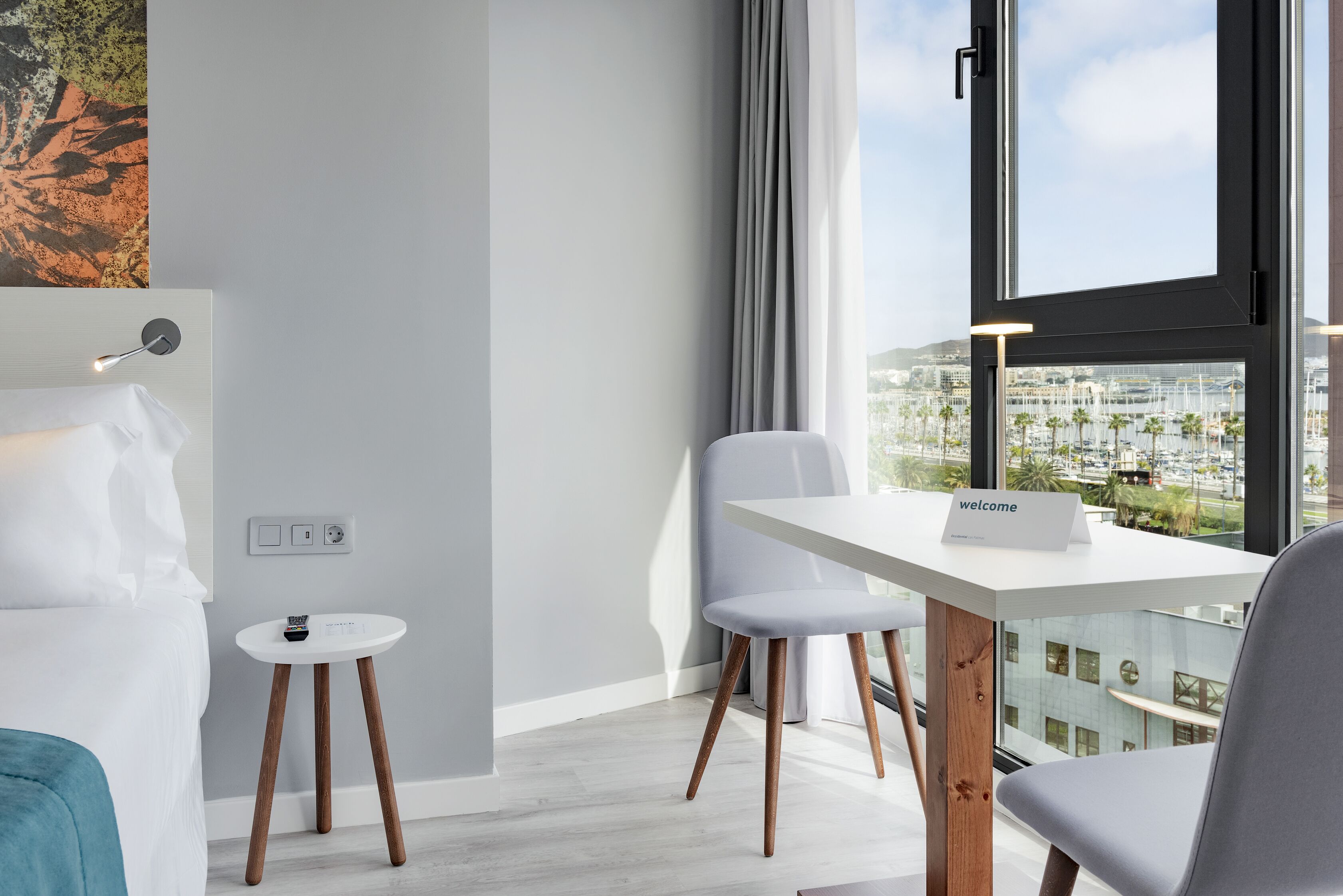 superior room | minibar, in-room safe, desk, laptop workspace