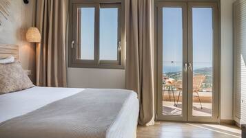 1 kamar tidur, brankas, kedap suara, dan tempat tidur bayi gratis