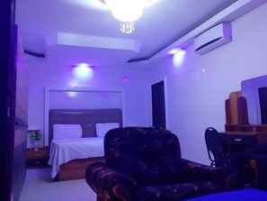 Standard Suite | 1 bedroom, individually decorated, individually furnished, desk