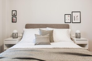 2 habitaciones, tabla de planchar con plancha y wifi gratis 