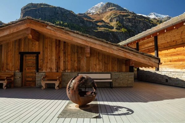 Terrace/patio - Chalet Raven Co-living (Tignes)
