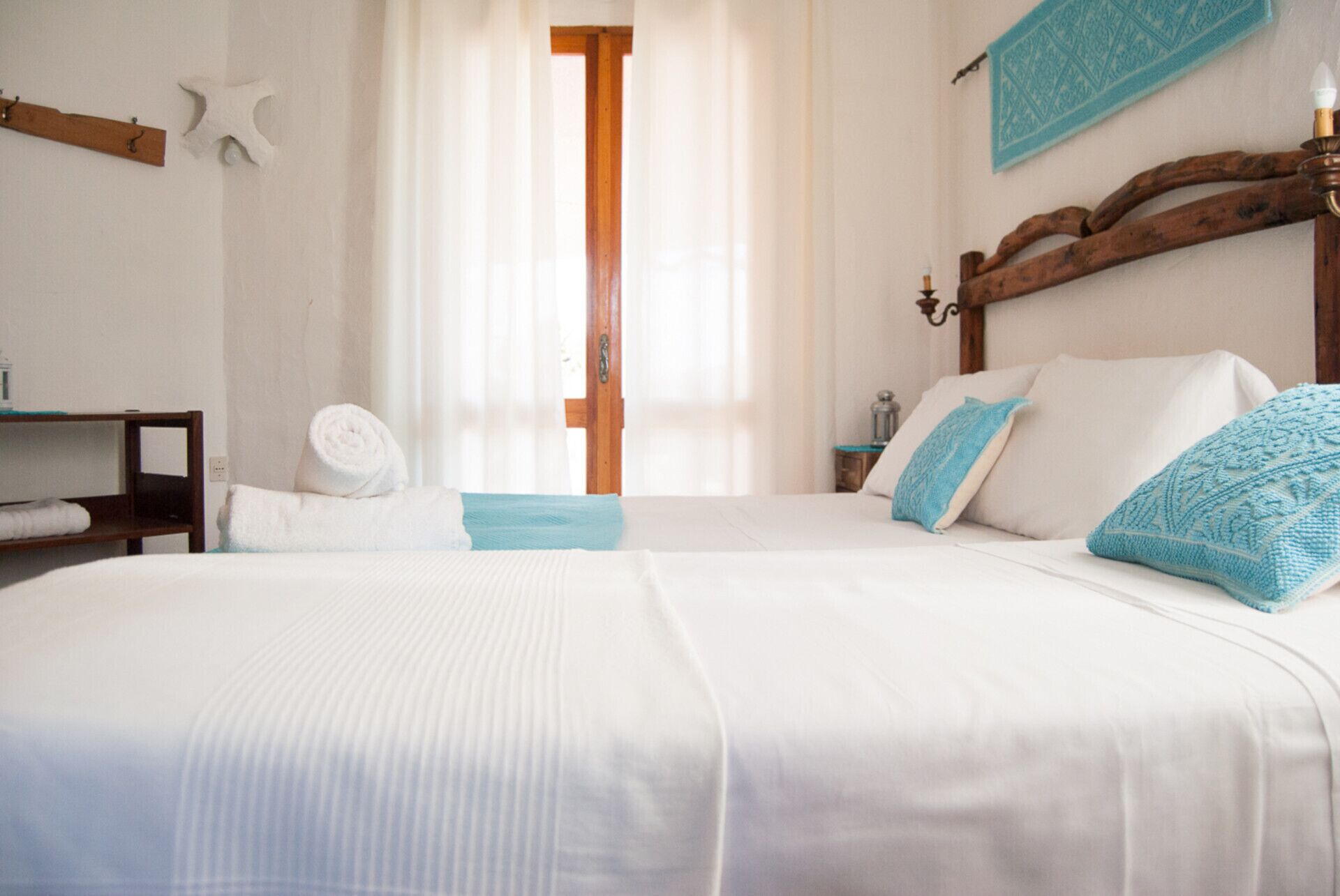 3 bedrooms, iron/ironing board, free WiFi