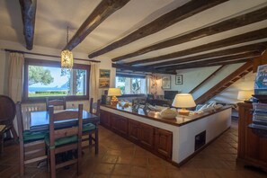 Dining - Villa Alberto - one of kind Tavolara view (Porto San Paolo)