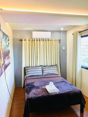 2 عدّة غرف نوم وبديكورات فريد ة لكل غرفة وطراز فريد لكل وحدة