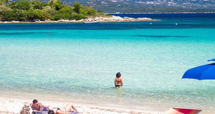 Caletta 10 - Wohnung am Meer mit Pool und Tennis