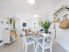 Dining - Nice apartment about 150m from the beach in Alcudia (Alcudia)
