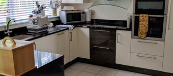 Modern 4 Bedroom House