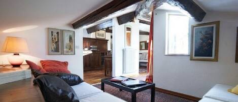 2 Schlafzimmer, Bügeleisen/Bügelbrett, kostenloses WLAN, Bettwäsche