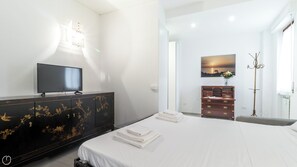Căn hộ (1 Bedroom) | 1 phòng ngủ, bàn ủi/dụng cụ ủi quần áo, bộ trải giường 
