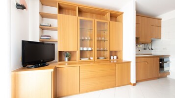 Apartment, 1 Bedroom (Stelvio) | Television