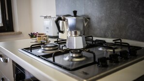 Estúdio econômico | Café e/ou cafeteira