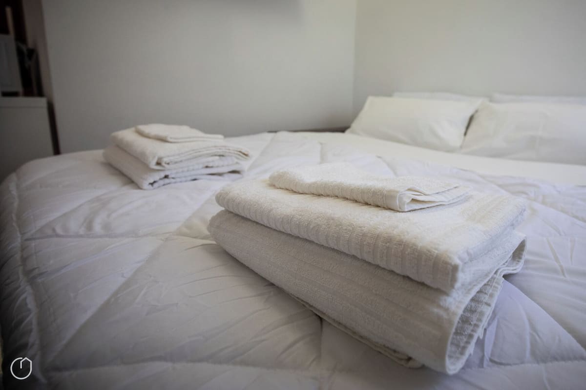 Studio, Balcony | Iron/ironing board, free WiFi, bed sheets