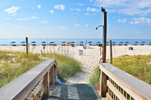 Accommodatie ligt op het strand