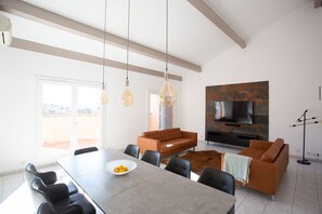 智能電視、音響