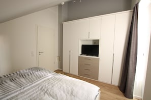 Sonnengarten 20 - Heimathafen | 1 chambre, décor unique, ameublement unique, bureau