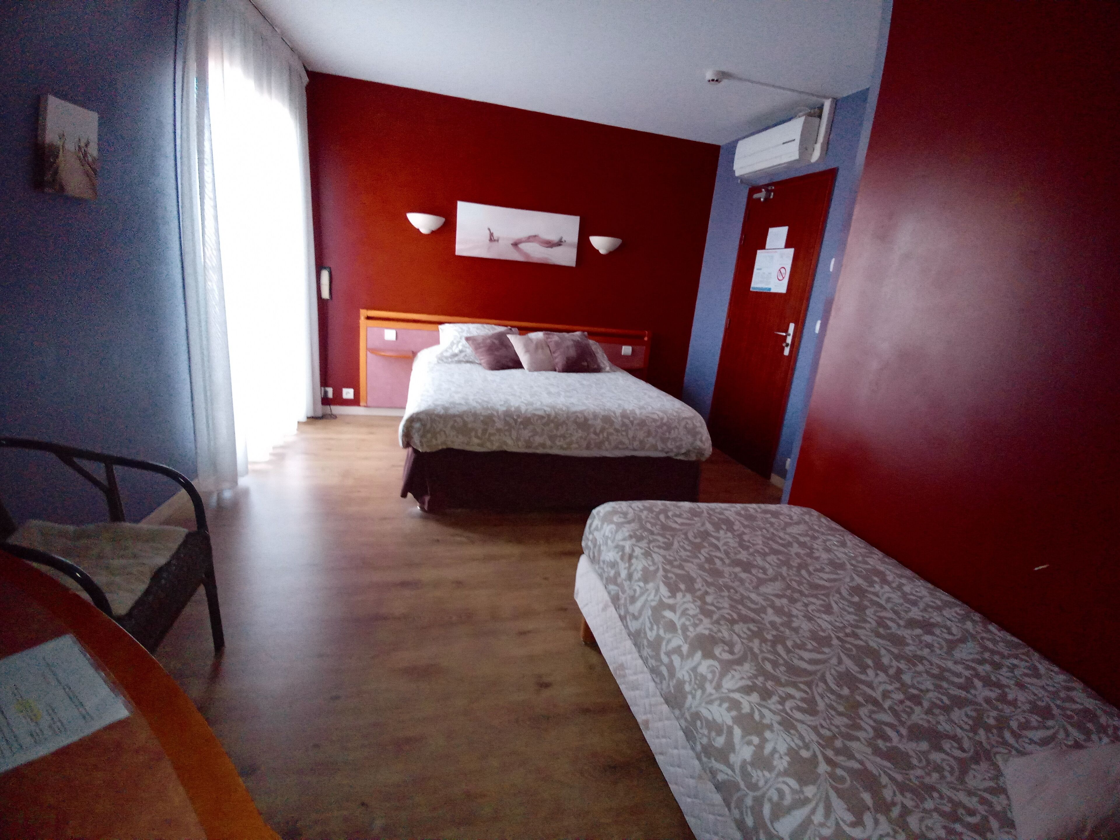 triple room | individually decorated, individually furnished, desk, soundproofing