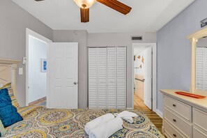 1 bedroom, Internet, bed sheets