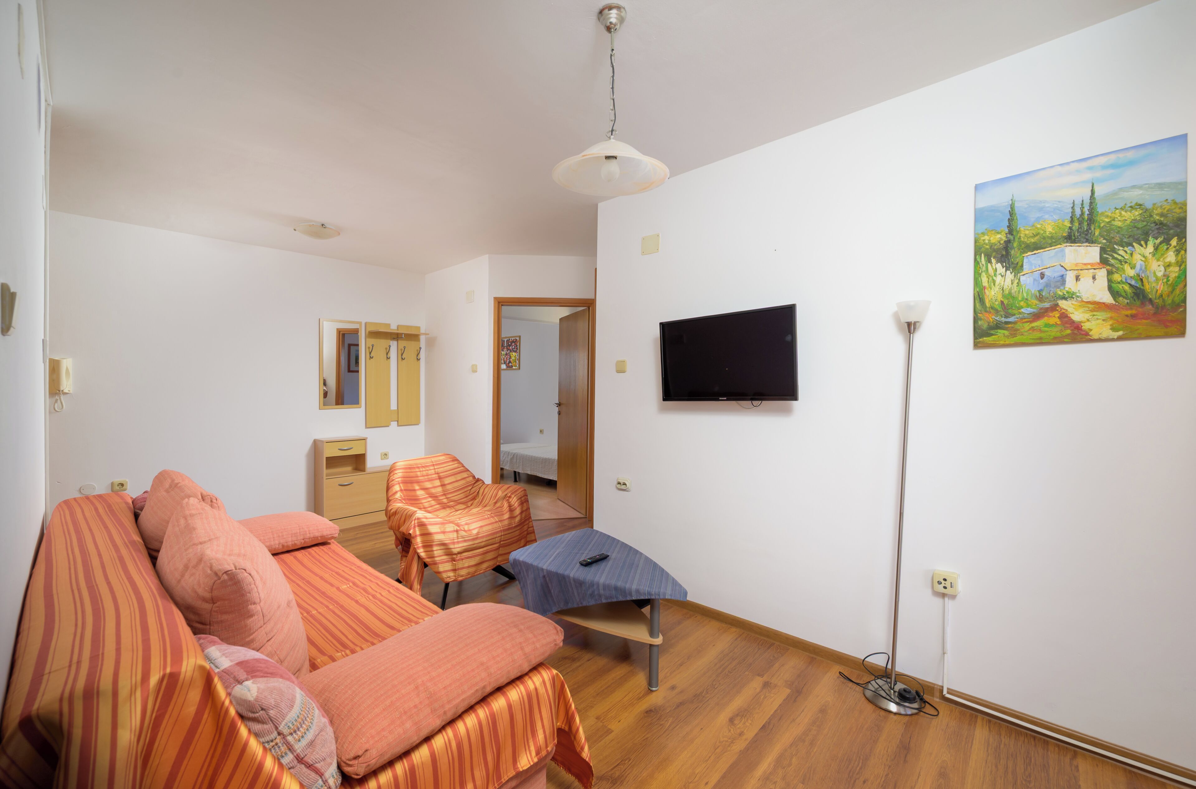 3 bedrooms, WiFi, bed sheets