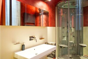 Apartment, 1 Schlafzimmer | Waschbecken im Bad