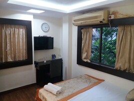 Masa, ücretsiz kablosuz İnternet 