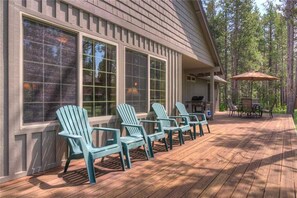 House, Multiple Beds, Hot Tub | Balcony