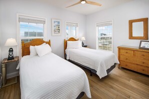 4 chambres, fer et planche à repasser, Wi-Fi gratuit, draps fournis