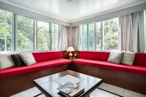 TV - Enjoy Modern Experience near Roma Norte. (Juárez)